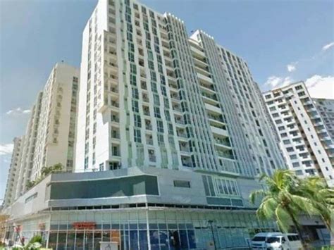 Bay Garden Club and Residences .